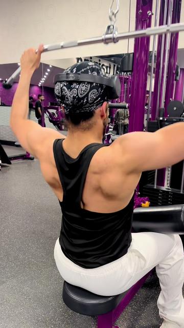 @FitnesswithKaran