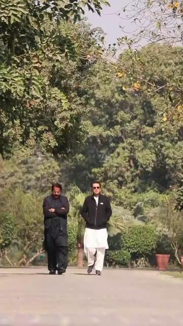 @Makhdoom Hashim Javan Bakht