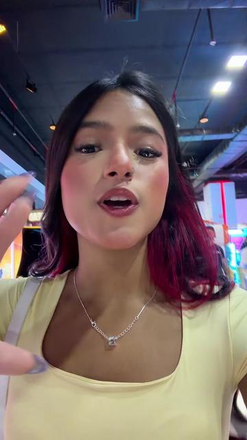 @lbeatrizoficiall