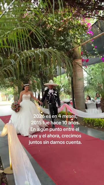 @Leslie García