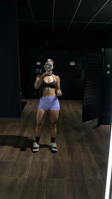 @cibeleloren_fit