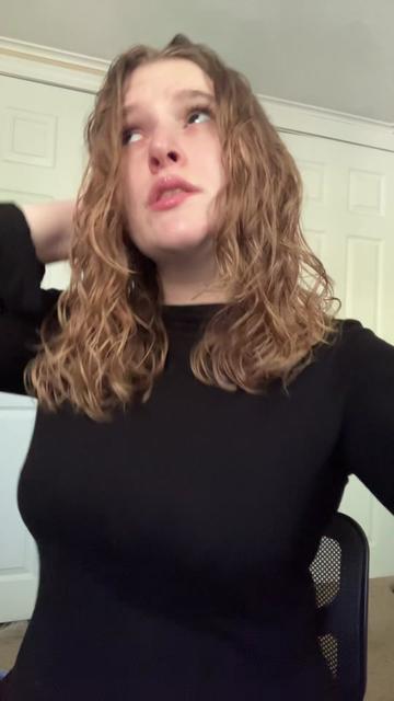 @adrienh711