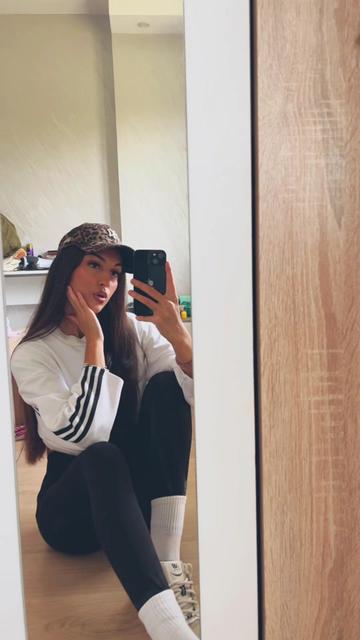 @issidorraaaaa