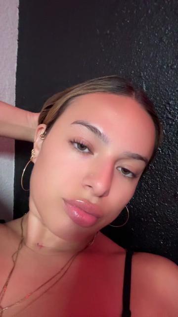 @Lala