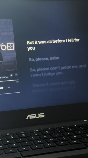 @Lyric Vibes