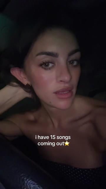 @Sophia