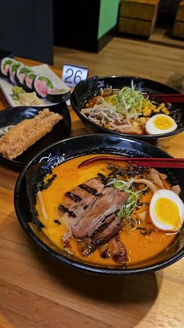 @thehonestfoodist