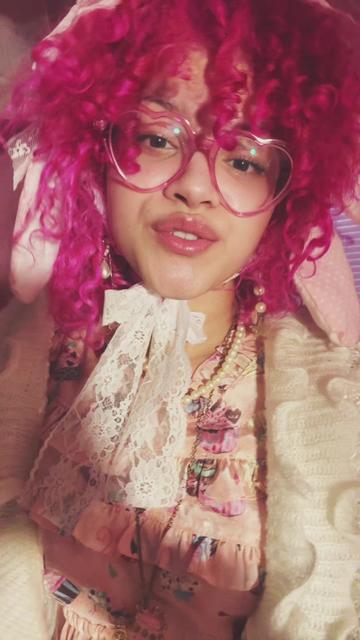 @kat/bon ⚢ irl bonnibel ! 🍭