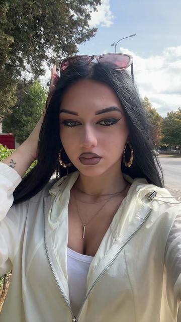 @матеа 🫧