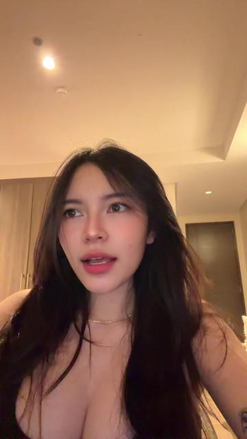 @maevianna