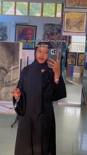 @Amina🤍