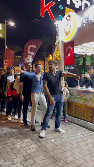 @Çılgın Dondurmacı