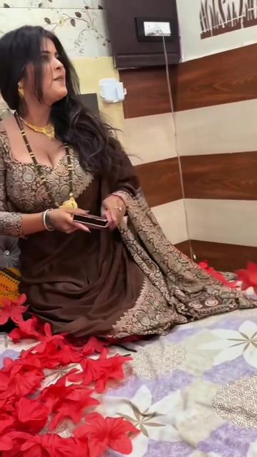 @divya_sharmaa1