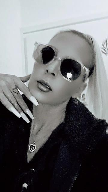 @Christina Koch