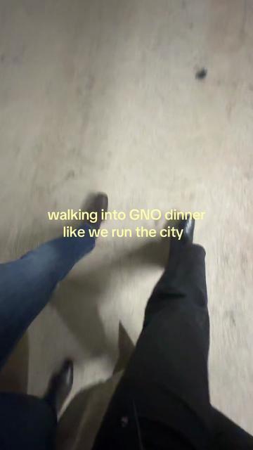 @Bella