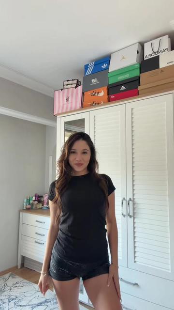 @Mirayozdemm