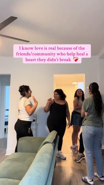 @Jen, Undocu-Trauma Therapist ✨