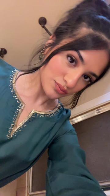 @niaaaa