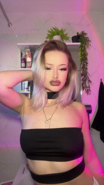 @Анастасия 💋