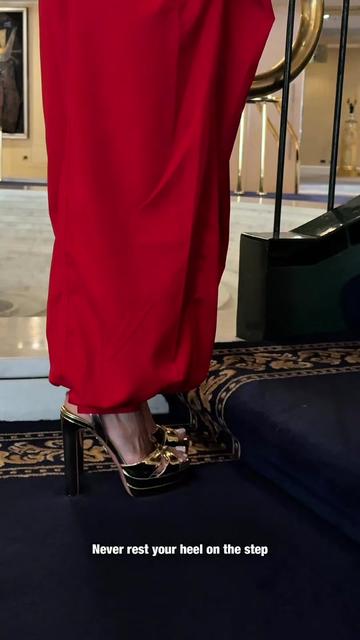 @CATERINA VALENTINO