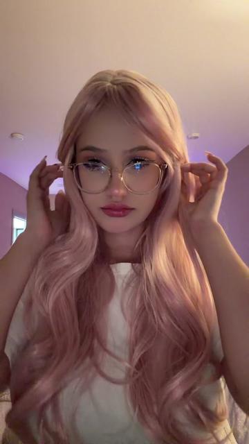 @Sofia_Hosok