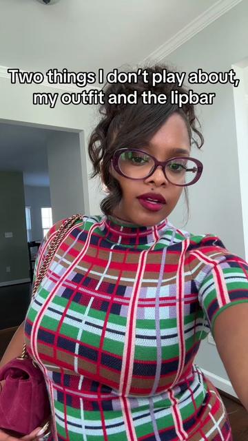 @Nikia J. | Style & Beauty