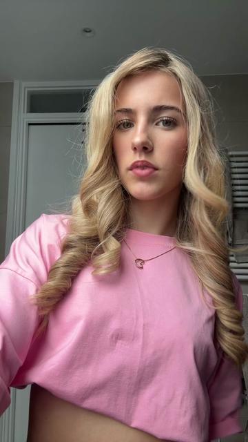@𝐄𝐬𝐦𝐞𝐞𝐒𝐩𝐚𝐦