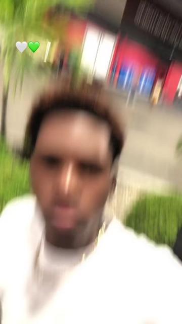 @👾.