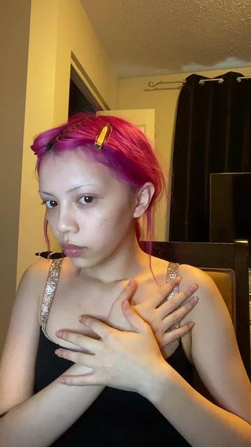 @😇
