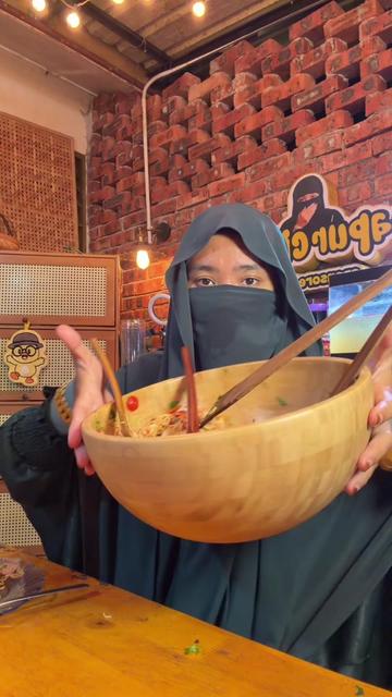@SyabiebieyHalymm 🐝