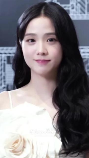 @Jisoofan