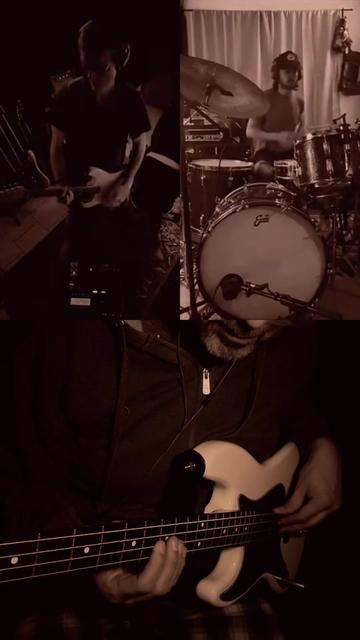 @Ron Plays Bass 🇨🇦🍁