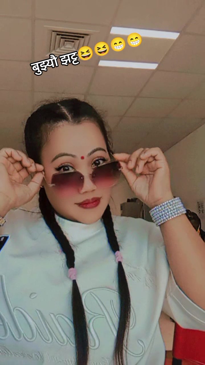 @❤ अनुष्मा भ्लोन ❤️