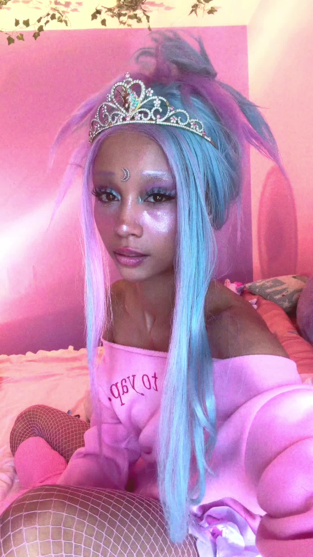 @𝘐𝘴𝘢𝘣𝘦𝘭𝘭𝘢 𝘔𝘰𝘰𝘯🌙