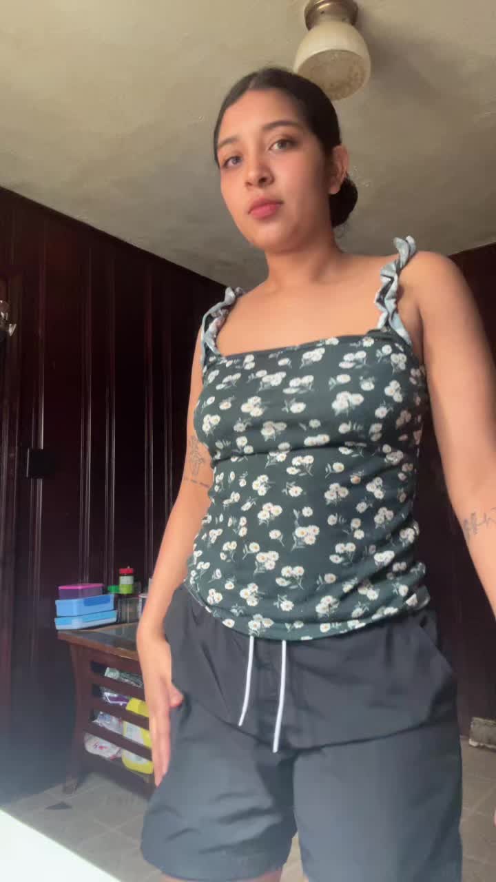 @Rubi🌸🐝