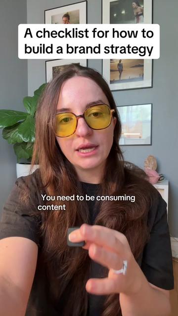 @Anja | your brand strategist ✨