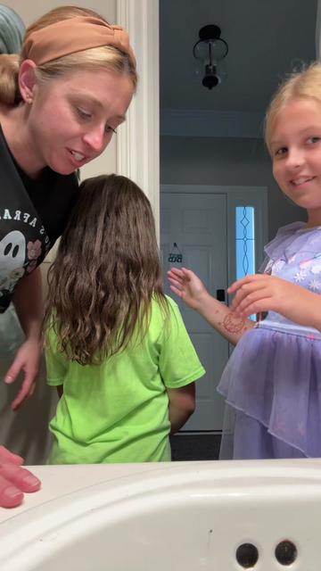 @Jessica Sarver || Girl Mom ||