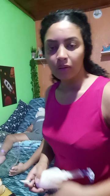 @m&atilde;e at&iacute;pica oficial