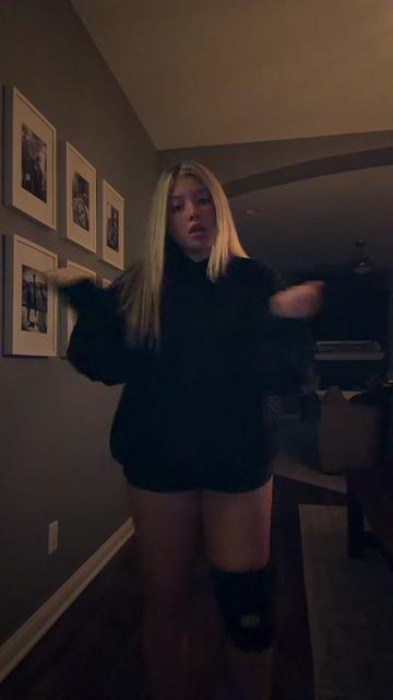 @??