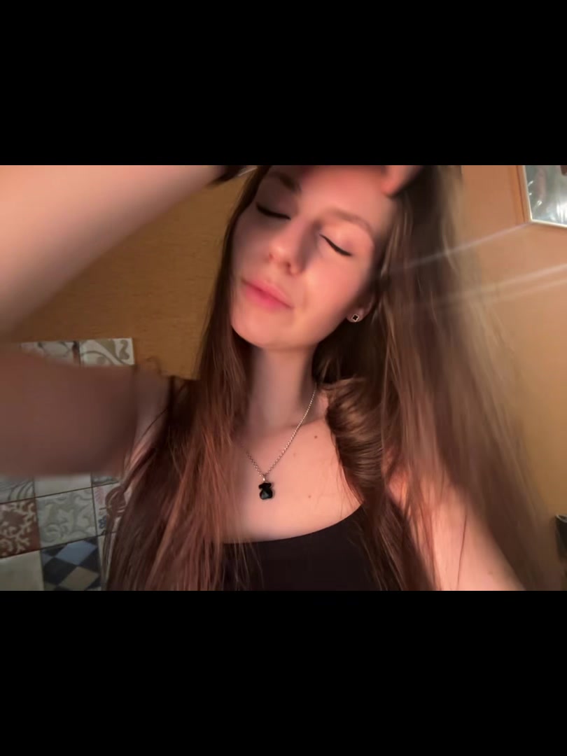 @Viktoriia