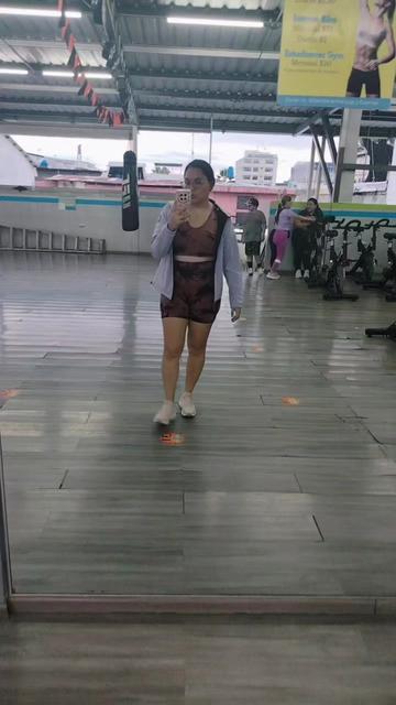 @Gabriela Isa