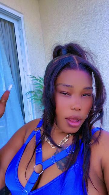@Neyoudope Gyal