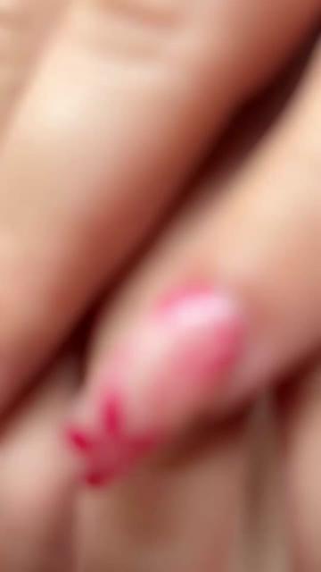 @PinkTigerNailsBeauty
