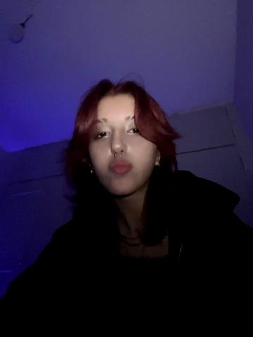 @𝘝𝘪-✄