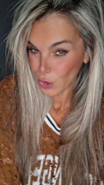 @Eva