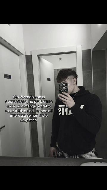 @_ronnieee__005