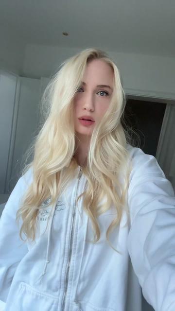 @Clara