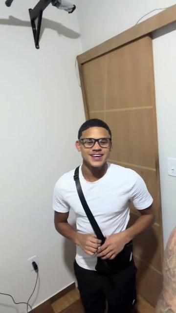 @Brando23