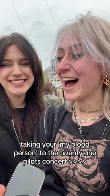 @navy_bluu