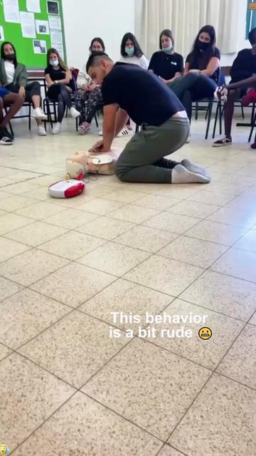@lolmoments6802
